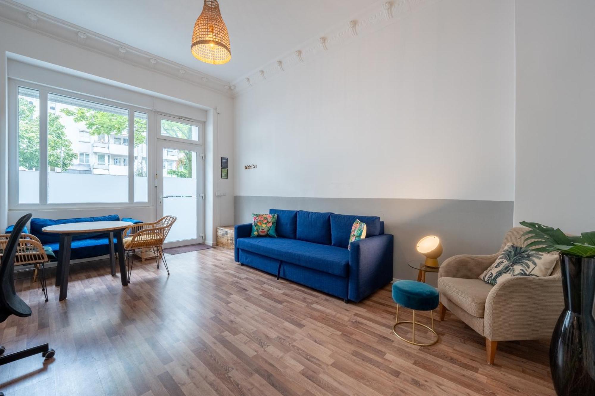 Modern, Central Flat With Workspace Berlin Luaran gambar